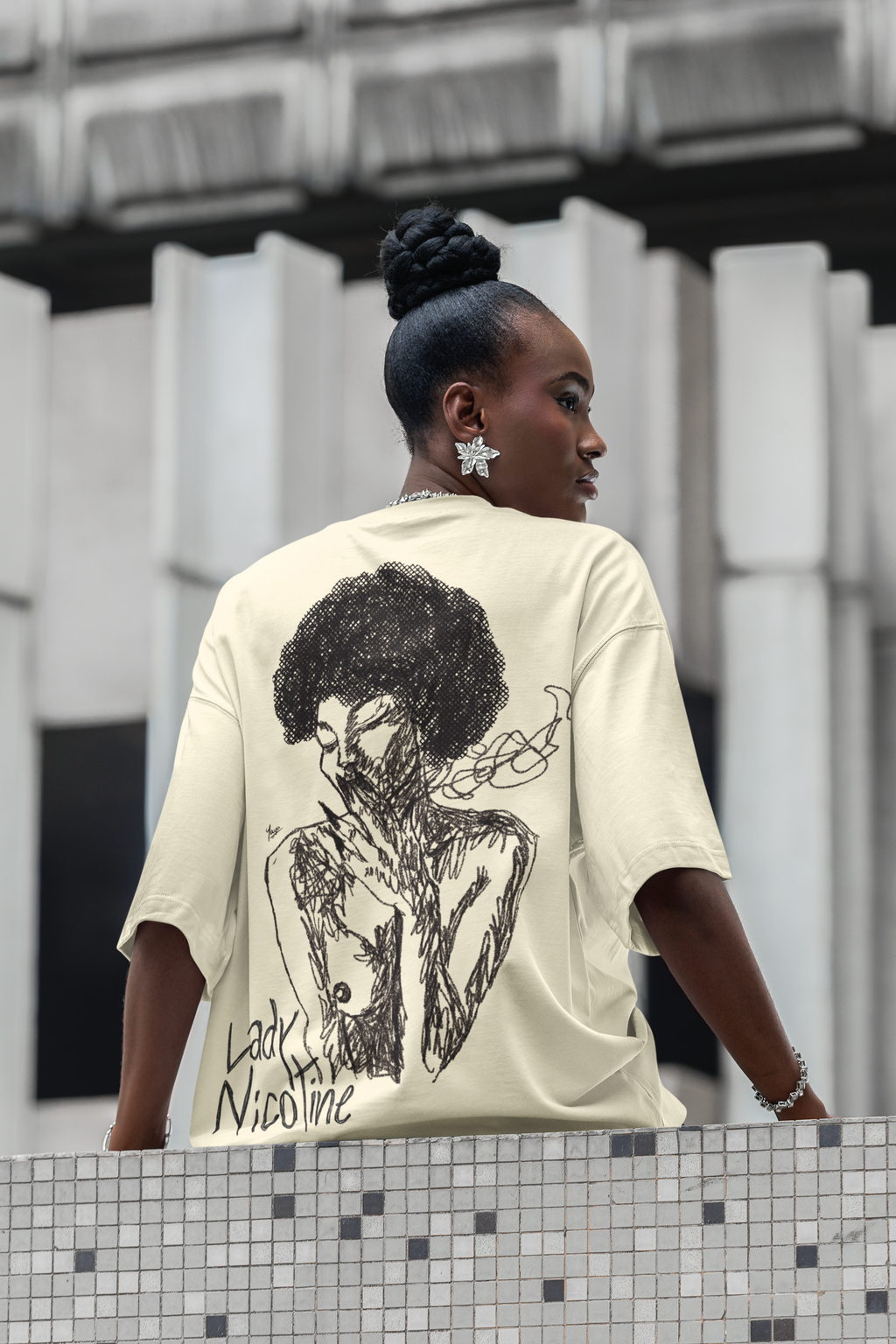 Off-White Oversized T-shirt | Lady Nicotine